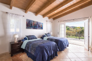 5490FairviewPlace_LoRes-8-of-11