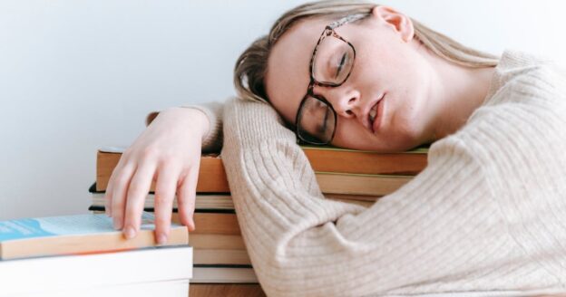 Feeling sleep during early recovery