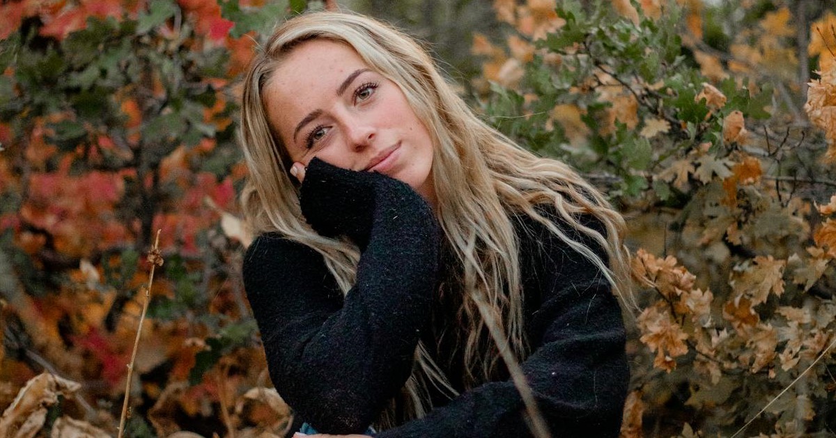 Embracing Fall in Sobriety: A Season of Renewal and Reflection